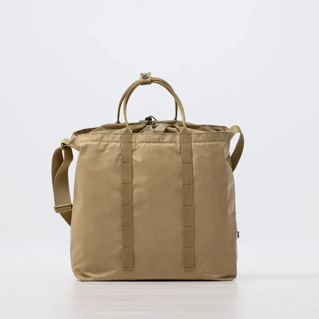 Fjällräven 1960 Tote Unisex Daypacks Model Angle L 120234