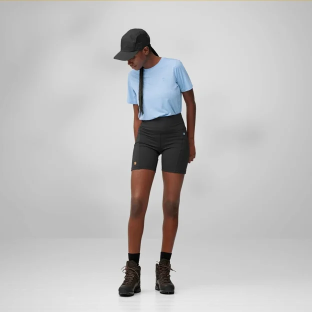 Fjällräven Abisko 6" Shorts Tights W Women’s Shorts & skirts Model Model front 82036
