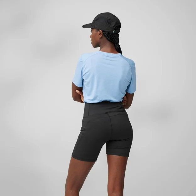 Fjällräven Abisko 6" Shorts Tights W Women’s Shorts & skirts Model Model back 82037