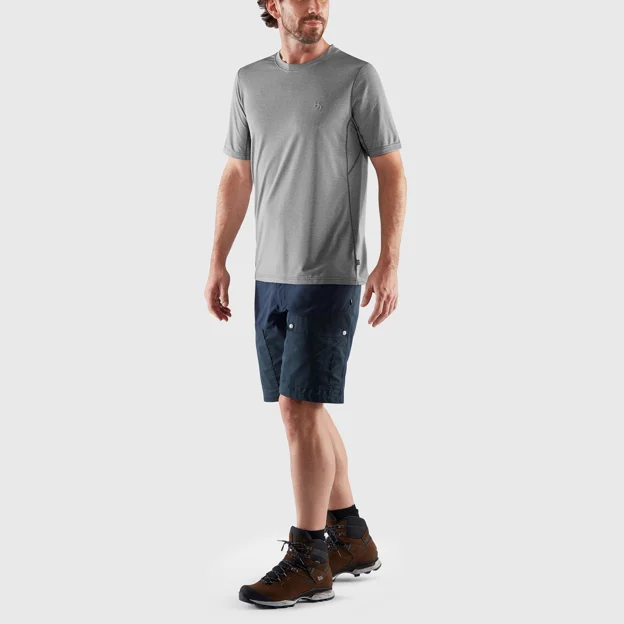 Fjällräven Abisko Day Hike SS M Men’s Base layer tops Model Model front 32913