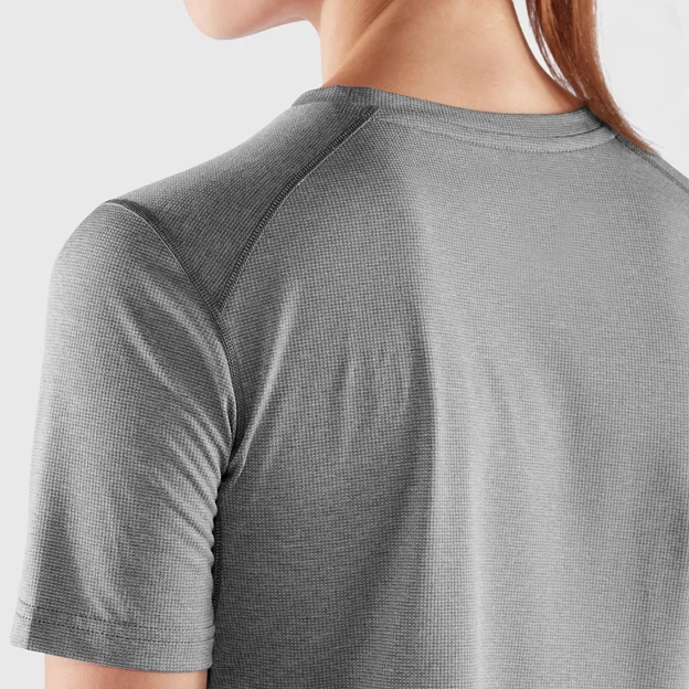 Fjällräven Abisko Day Hike SS W Women’s T-shirts & tank tops Detail Angle F 32919