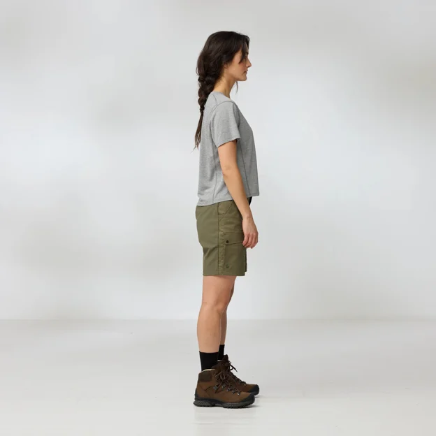 Fjällräven Abisko Day Hike Short SS W Women’s T-shirts & tank tops Model Model side 92804
