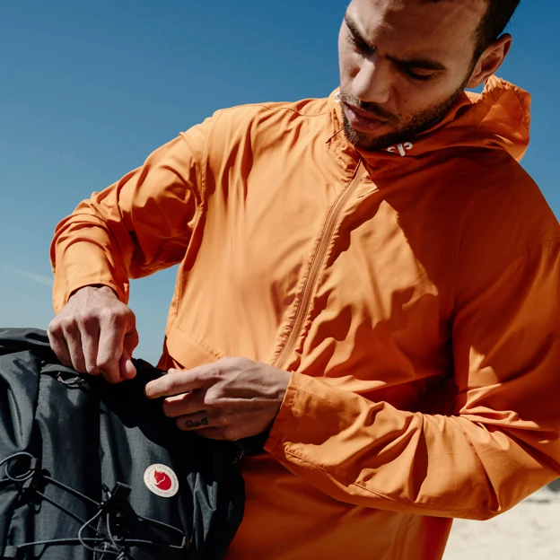 Fjällräven Men’s Wind jackets Mood 71151