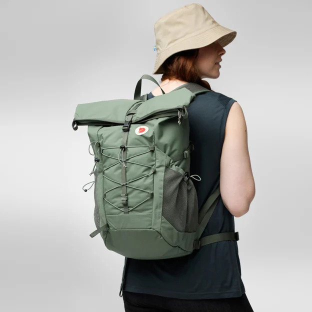 Fjällräven Abisko Hike Foldsack Unisex Daypacks Model Model back 66583