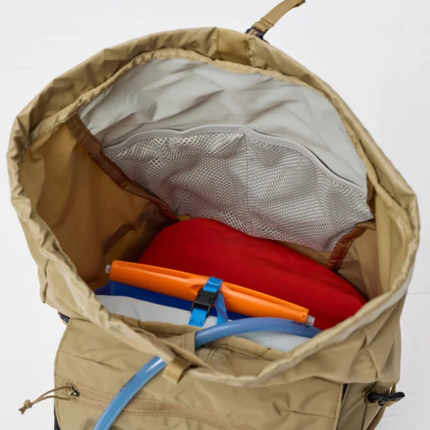 Fjällräven Abisko Hike Lite 20 S/M Unisex Model Angle K 99922