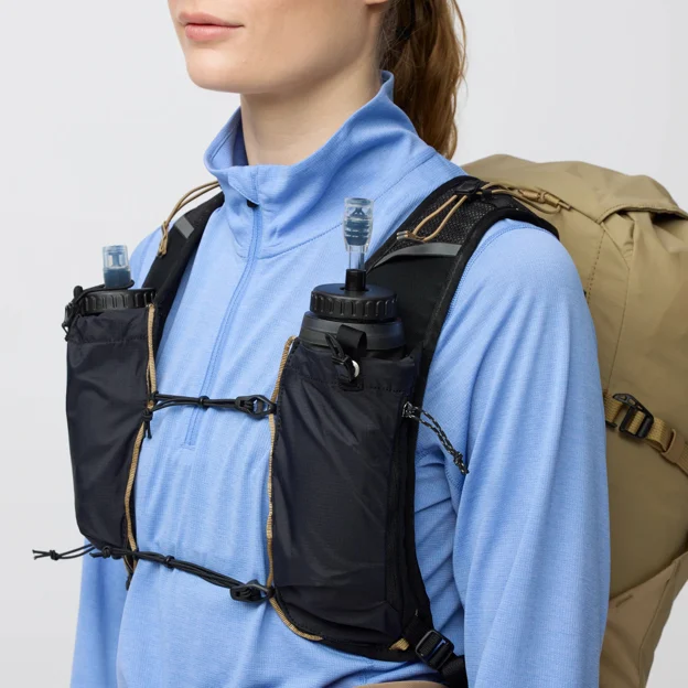Fjällräven Abisko Hike Lite 20 S/M Unisex Model Model side 99926