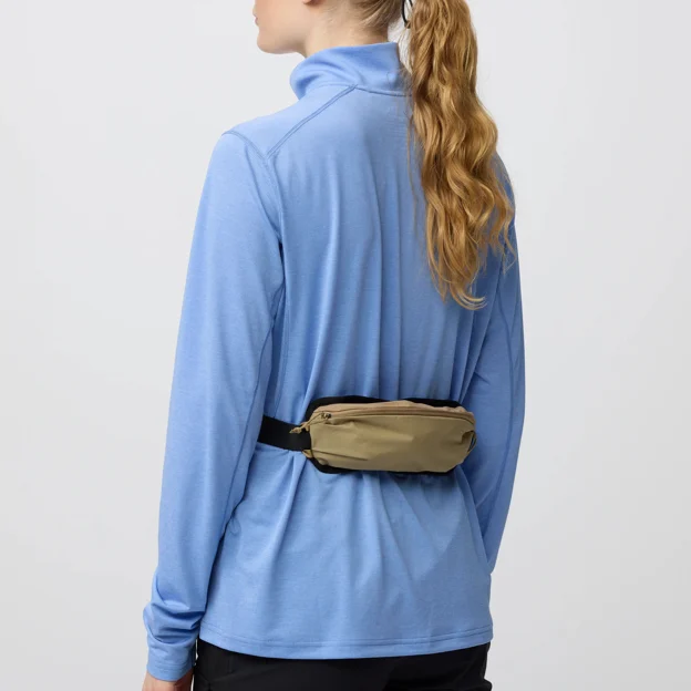 Fjällräven Abisko Hike Lite 20 S/M Unisex Model Angle H 99943