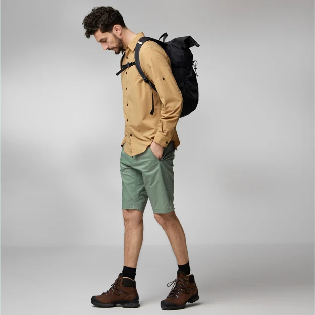 Fjällräven Abisko Hike Shorts M Men’s Shorts & skirts Model Model front 66596