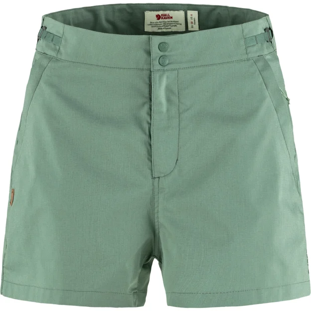 Fjällräven Abisko Hike Shorts W Women’s Shorts & skirts Green Main Front 75540