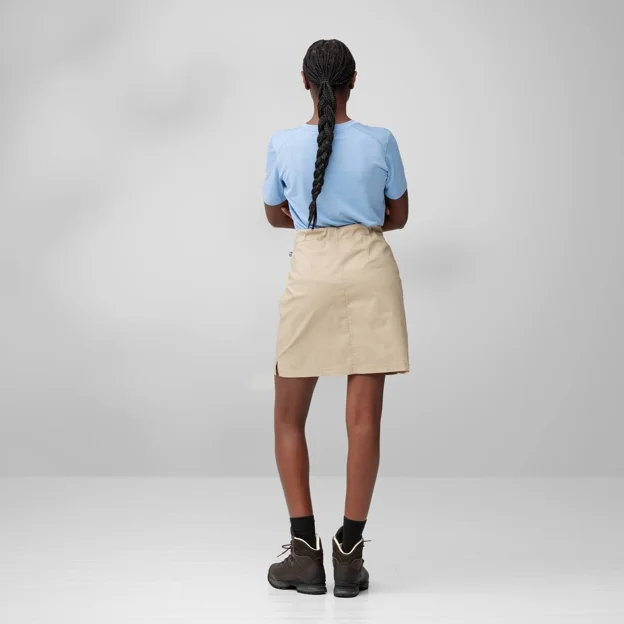 Fjällräven Abisko Hike Skort W Women’s Shorts & skirts Model Model back 82064