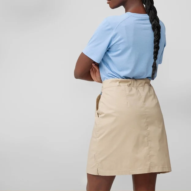 Fjällräven Abisko Hike Skort W Women’s Shorts & skirts Model Model side 82065
