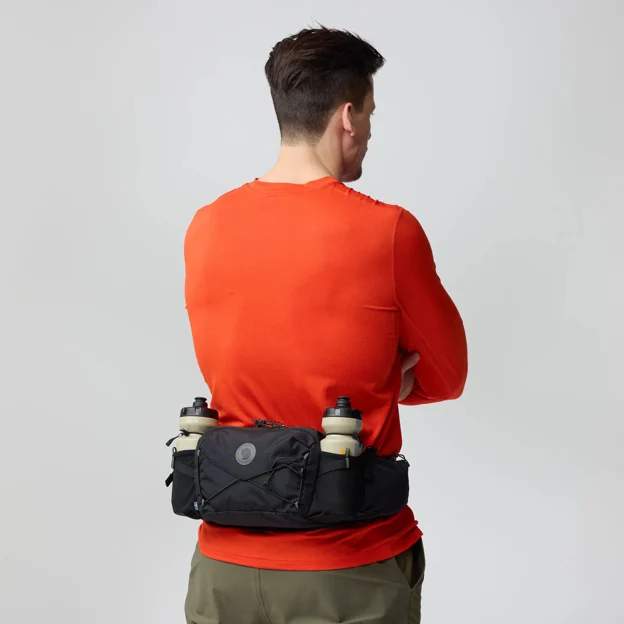 Fjällräven Abisko Hip Pack 6 Unisex Wallets & small bags Model Angle F 90174