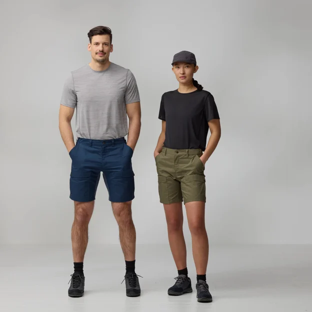 Fjällräven Abisko Hybrid Trail Shorts M Men’s Shorts & skirts Model Angle J 89896