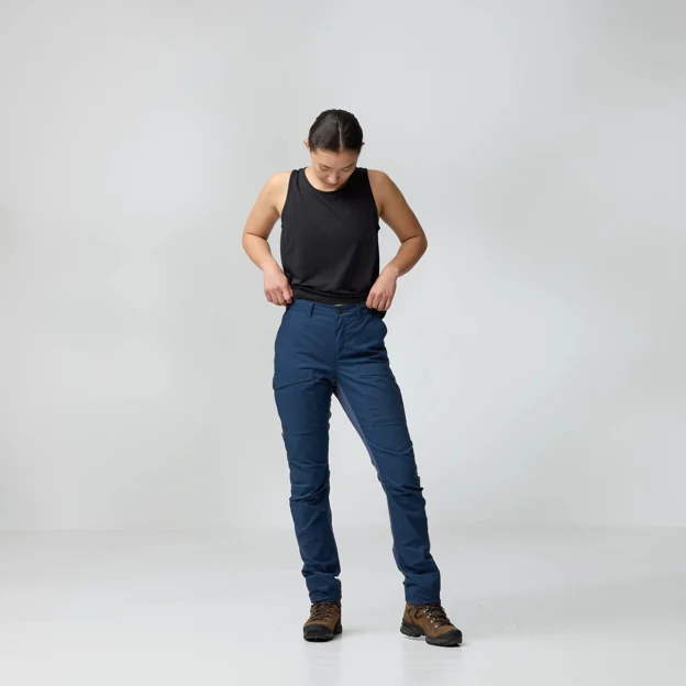 Fjällräven Abisko Hybrid Trail Trs W Women’s Trekking trousers Model Angle F 90221