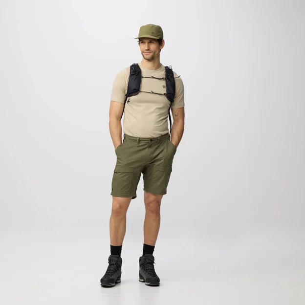 Fjällräven Abisko Hybrid Trail Trs Zip-off M Men’s Trekking trousers Model Angle M 99902