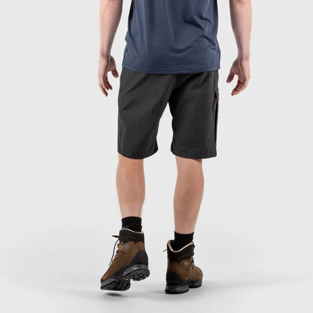 Fjällräven Abisko Lite Shorts M Men’s Shorts & skirts Model Model side 44484