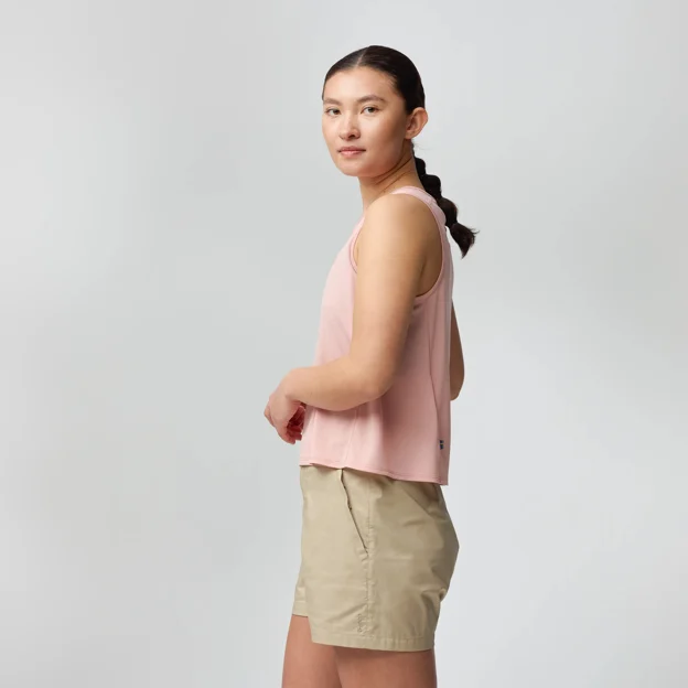 Fjällräven Abisko Lite Tank W Women’s T-shirts & tank tops Model Model side 90212