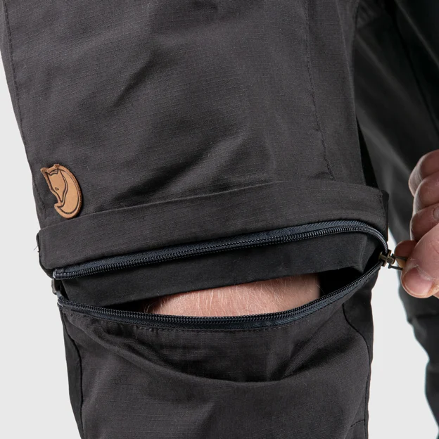 Fjällräven Abisko Lite Trekking Zip-off M Reg Men’s Shorts & skirts Detail Angle F 44496
