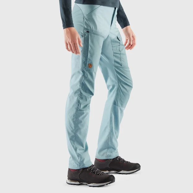 Fjällräven Abisko Midsummer Trs W Short Women’s Trekking trousers Model Model side 32929