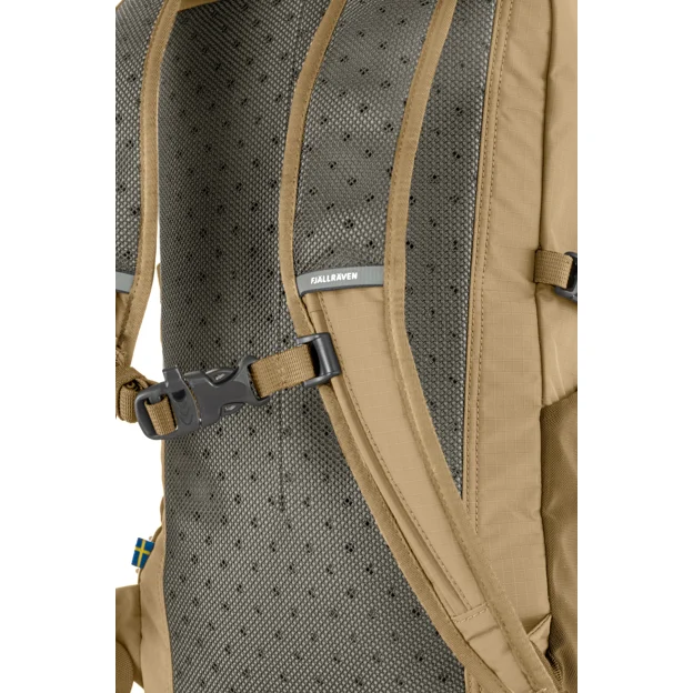 Fjällräven Abisko Softpack 16 Unisex Daypacks Detail Angle F 84388