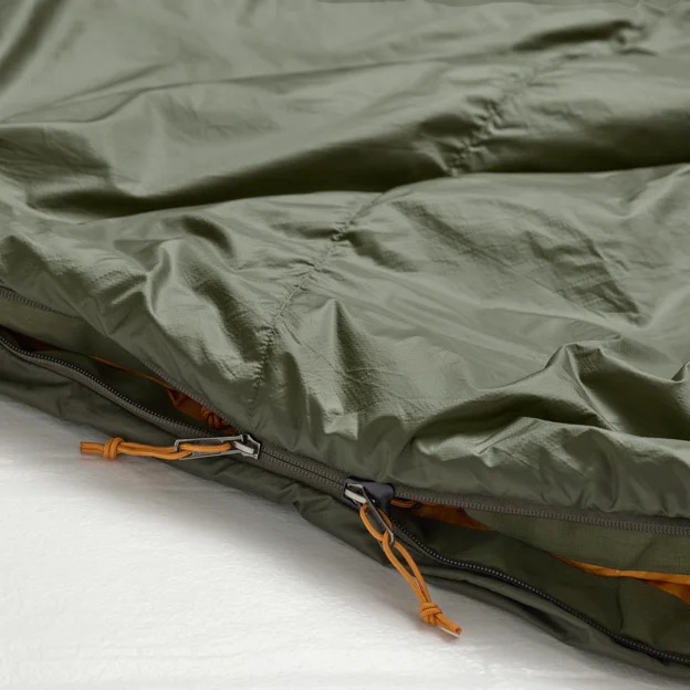 Fjällräven Abisko Summer Lite Unisex Sleeping bags Model Angle I 88164