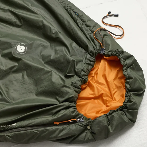 Fjällräven Abisko Summer Lite Unisex Sleeping bags Model Angle J 88165
