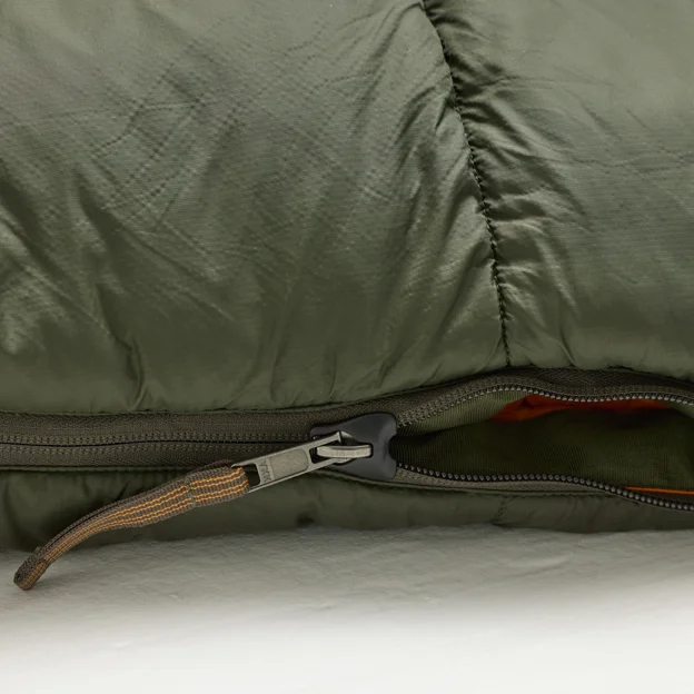 Fjällräven Abisko Three Seasons Long Unisex Sleeping bags Model Angle N 88728