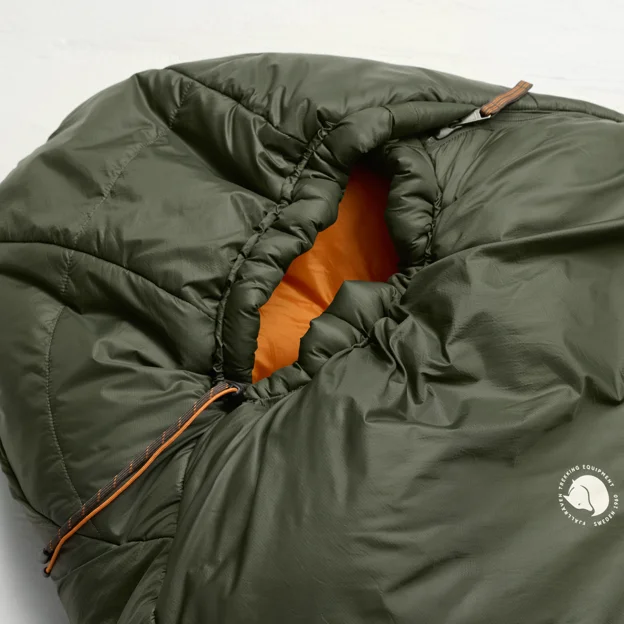 Fjällräven Abisko Three Seasons Long Unisex Sleeping bags Model Angle K 88723