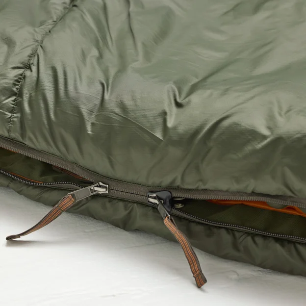 Fjällräven Abisko Three Seasons Long Unisex Sleeping bags Model Angle M 88722