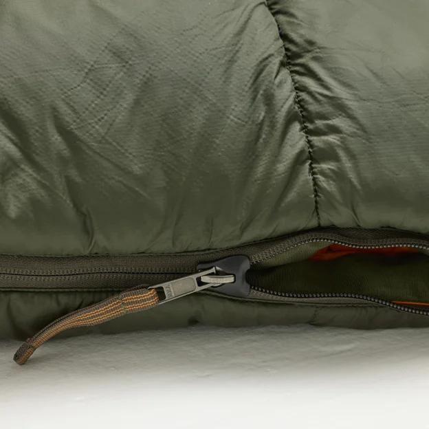 Fjällräven Abisko Three Seasons Regular Unisex Sleeping bags Model Angle O 88197