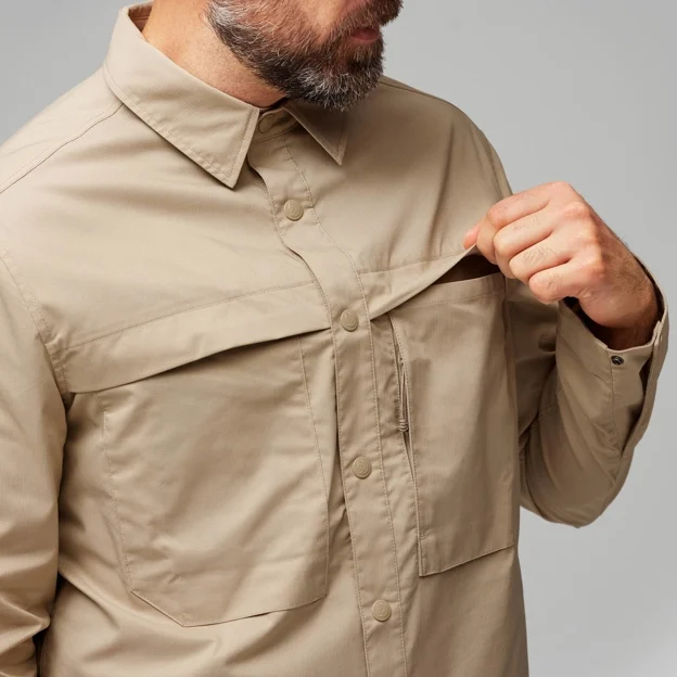 Fjällräven Abisko Trail Shirt LS M Men’s Shirts Model Angle F 82087