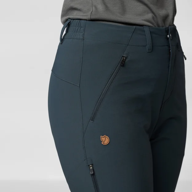 Fjällräven Abisko Trail Stretch Trousers W Women’s Trekking trousers Detail Angle F 66634