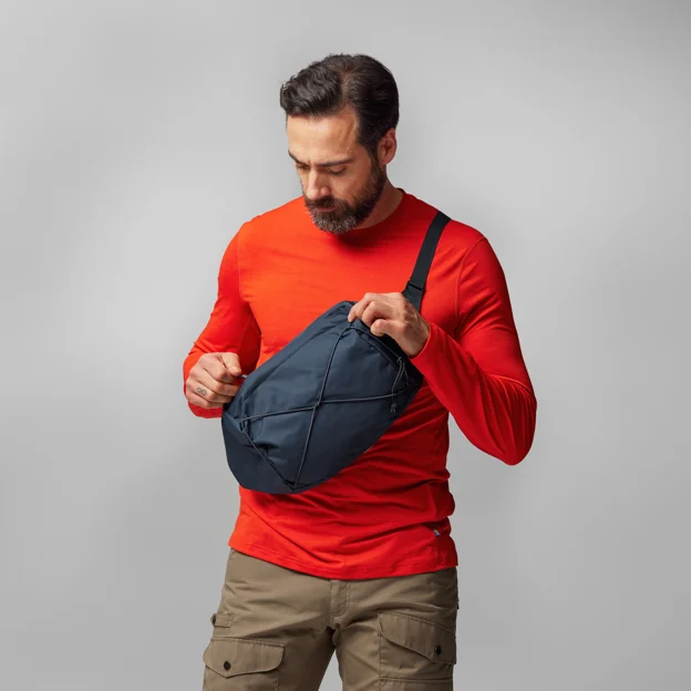Fjällräven Abisko Trek 65 S/M Unisex Trekking backpacks Model Angle H 82779