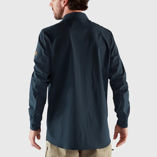 Fjällräven Abisko Trekking Shirt M Men’s Shirts Model Model back 32931