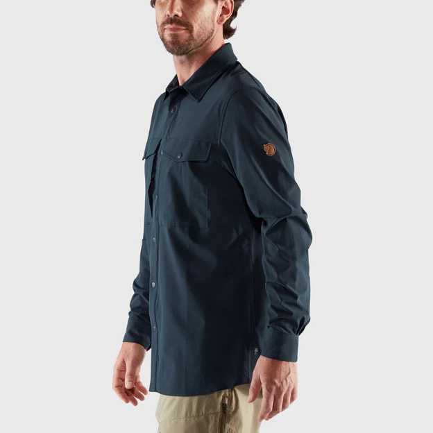 Fjällräven Abisko Trekking Shirt M Men’s Shirts Model Model side 32932