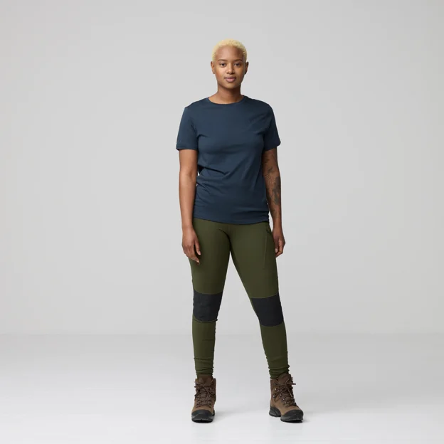 Fjällräven Abisko Trekking Tights HD W Women’s Trekking tights Model Angle I 93400