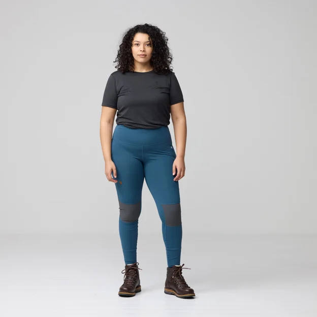 Fjällräven Abisko Trekking Tights Pro W Women’s Trekking tights Model Model front 93385