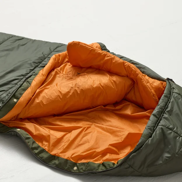Fjällräven Abisko Two Seasons Regular Unisex Sleeping bags Model Angle F 88233