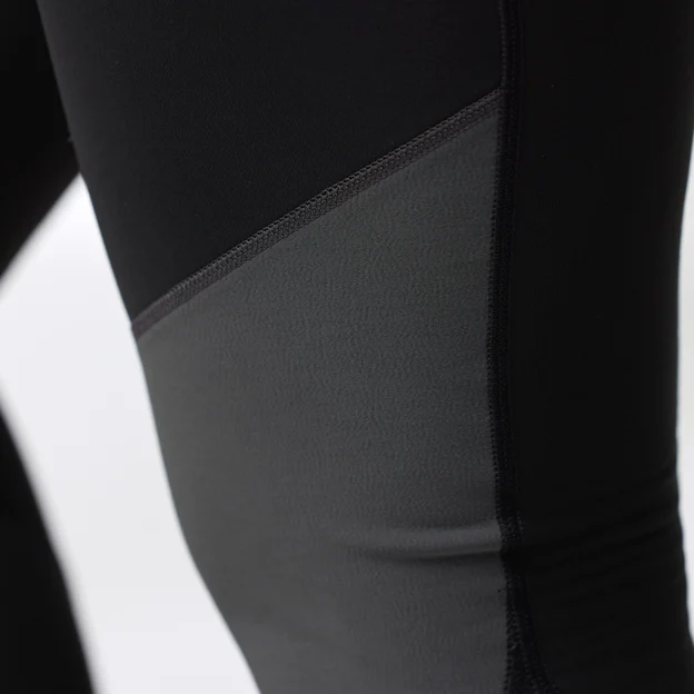 Fjällräven Abisko Värm Trekking Tights W Women’s Trekking tights Model Angle K 86114