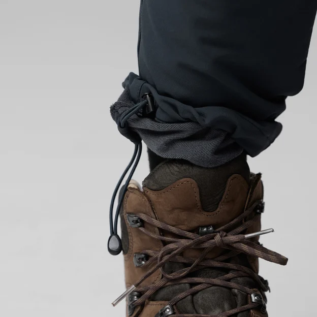 Fjällräven Abisko Winter Stretch Trousers W Women’s Insulated trousers Detail Angle G 75904