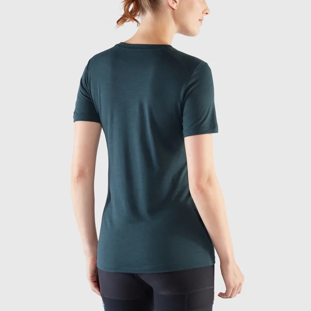 Fjällräven Abisko Wool Fox SS W Women’s Base layer tops Model Model back 43647