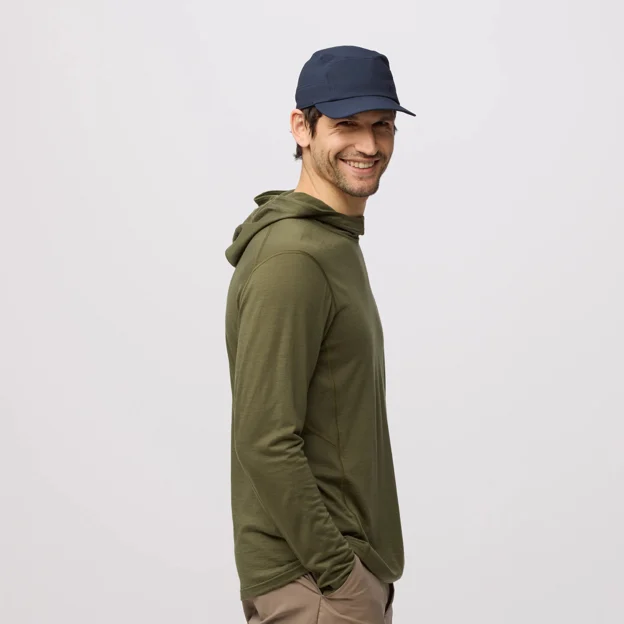 Fjällräven Abisko Wool Hoodie M Men’s Base layer tops Model Model side 94135