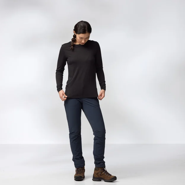 Fjällräven Abisko Wool LS W Women’s Base layer tops Model Model front 86122