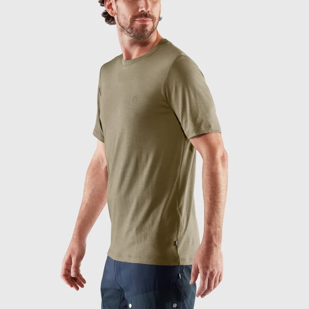 Fjällräven Abisko Wool SS M Men’s Base layer tops Model Model side 32941