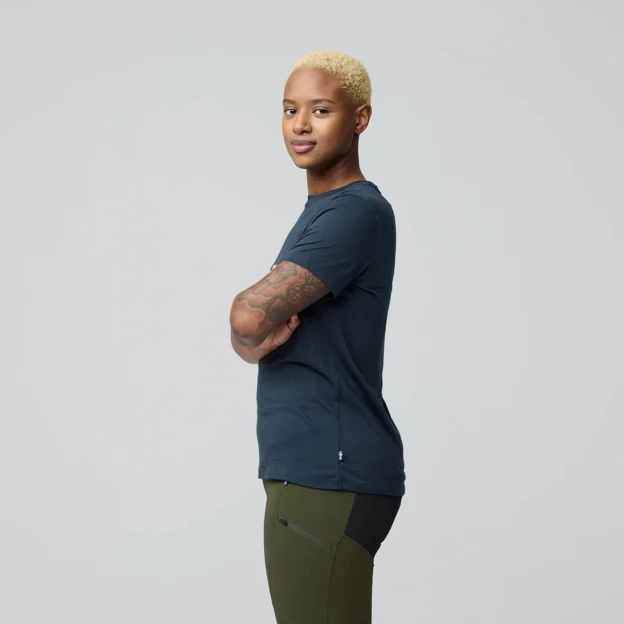 Fjällräven Abisko Wool SS W Women’s Base layer tops Model Model side 93302