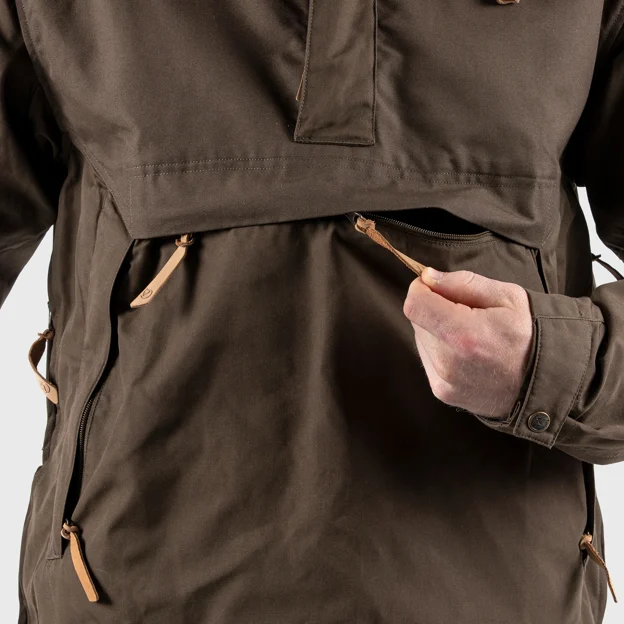 Fjällräven Anorak No. 8 M Men’s Anoraks Detail Angle G 44529