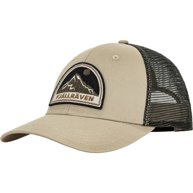Fjällräven Badge Långtradarkeps Unisex Caps, hats & beanies Beige Main Front 100132