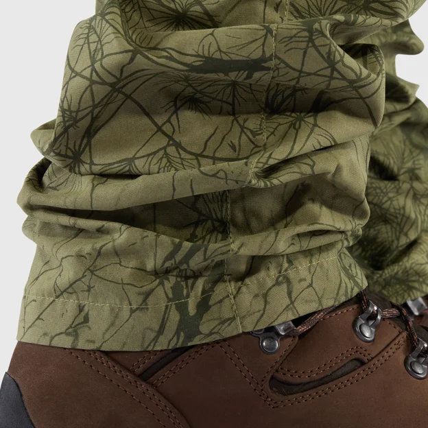 Fjällräven Barents Pro Hunting Trousers M Men’s Hunting trousers Detail Angle I 48849
