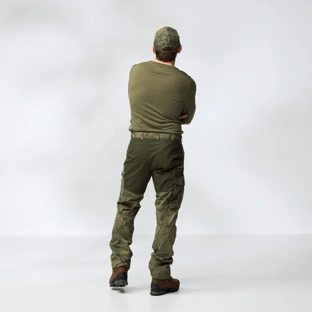 Fjällräven Barents Pro Hunting Trousers M Men’s Hunting trousers Model Model back 86199