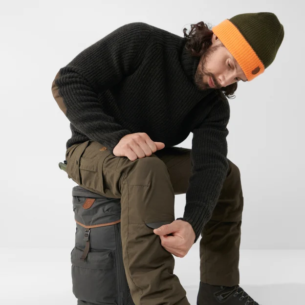 Fjällräven Barents Pro Hydratic Trs M Men’s Hunting trousers Detail Angle G 60126